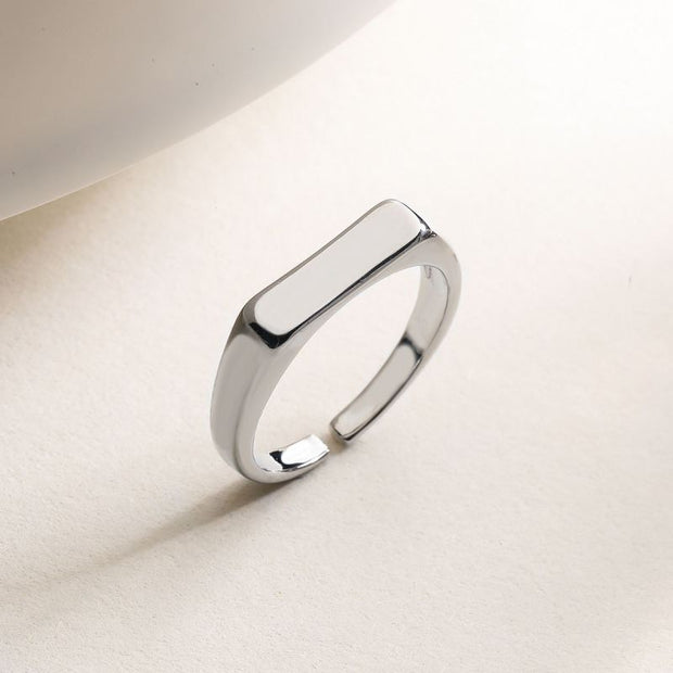 ANILLO GEOMÉTRICO MINIMALISTA