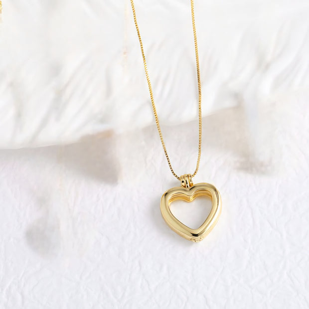 COLLAR CORAZÓN HUECO