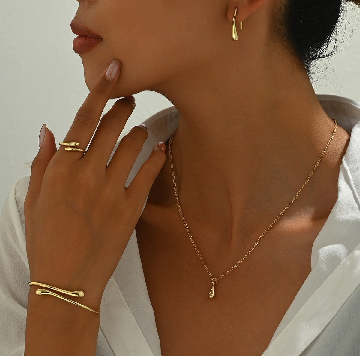 SET LÁGRIMA DORADA 4 PZ